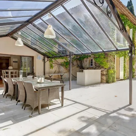 Bed & Breakfast Bastide De Gueissard