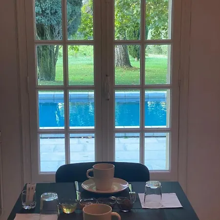 Bastide De Gueissard Couette-café *