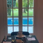 Bastide De Gueissard Bed & Breakfast *