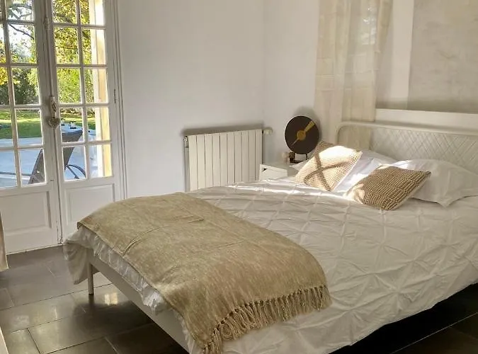 Bastide De Gueissard Bed & Breakfast Saint-Cyr-sur-Mer